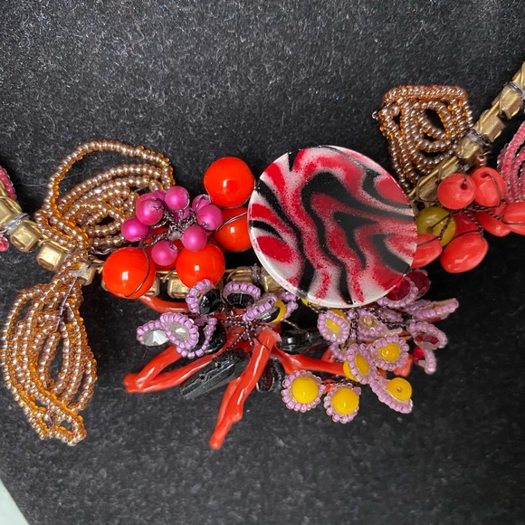 Vintage necklace
GLORIA ASTOLFO VENICE SIGNED NECKLACE - Picture 3 of 6